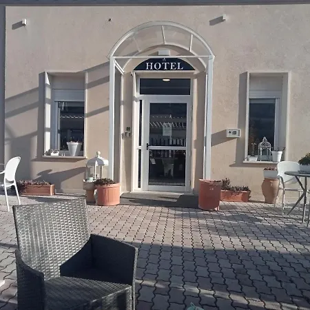 Hotel Porta Rivera