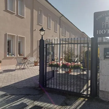 Porta Rivera LʼAquila