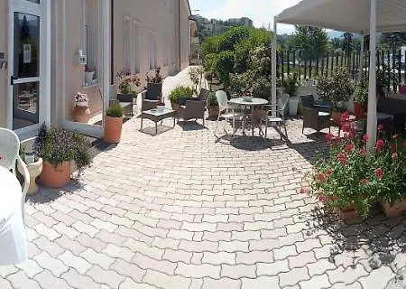 Porta Rivera Hotel LʼAquila