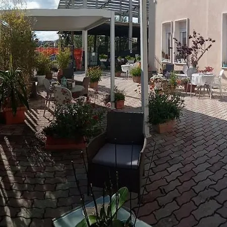 Отель Porta Rivera Л'Акуила