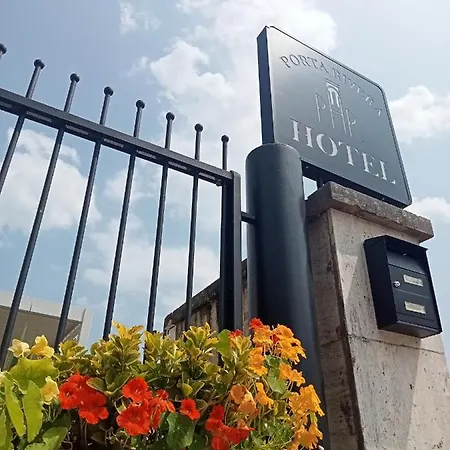 Hotel Porta Rivera 3* L'Aquila