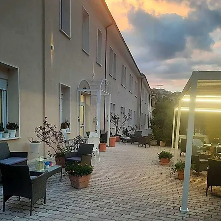 Hotel Porta Rivera 3*