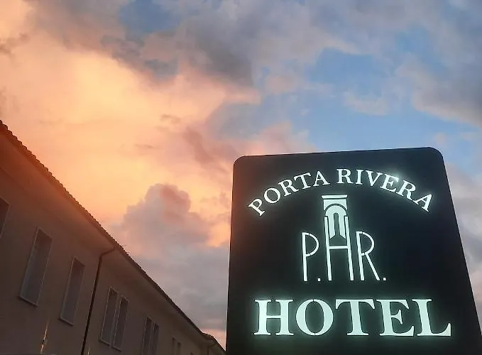 Hotel Porta Rivera