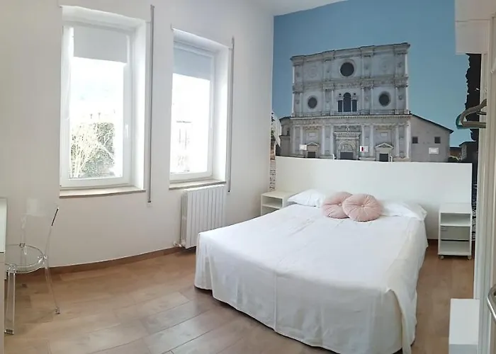 Porta Rivera Hotel LʼAquila